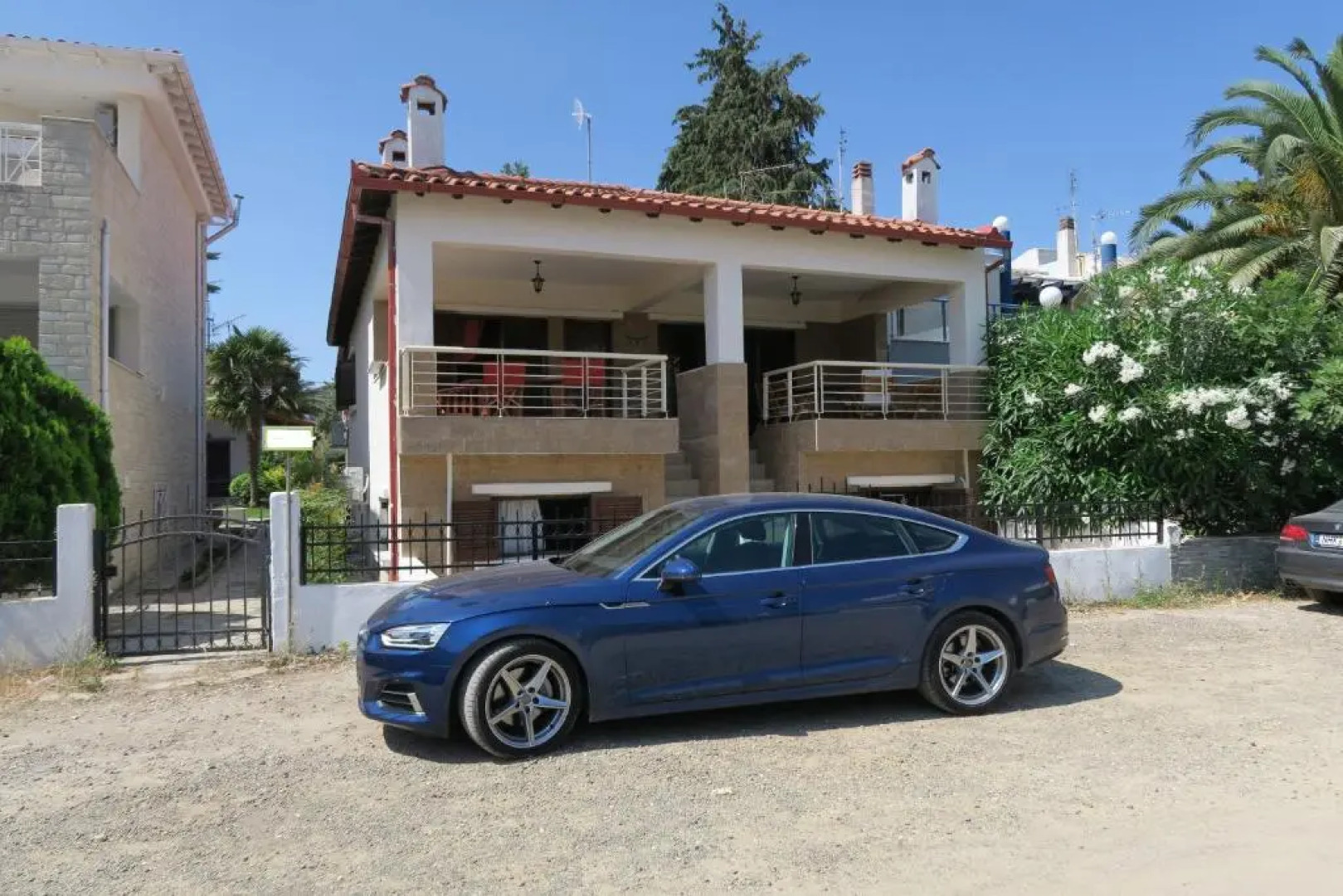 Orange_Blue_Apartment N2 near sea