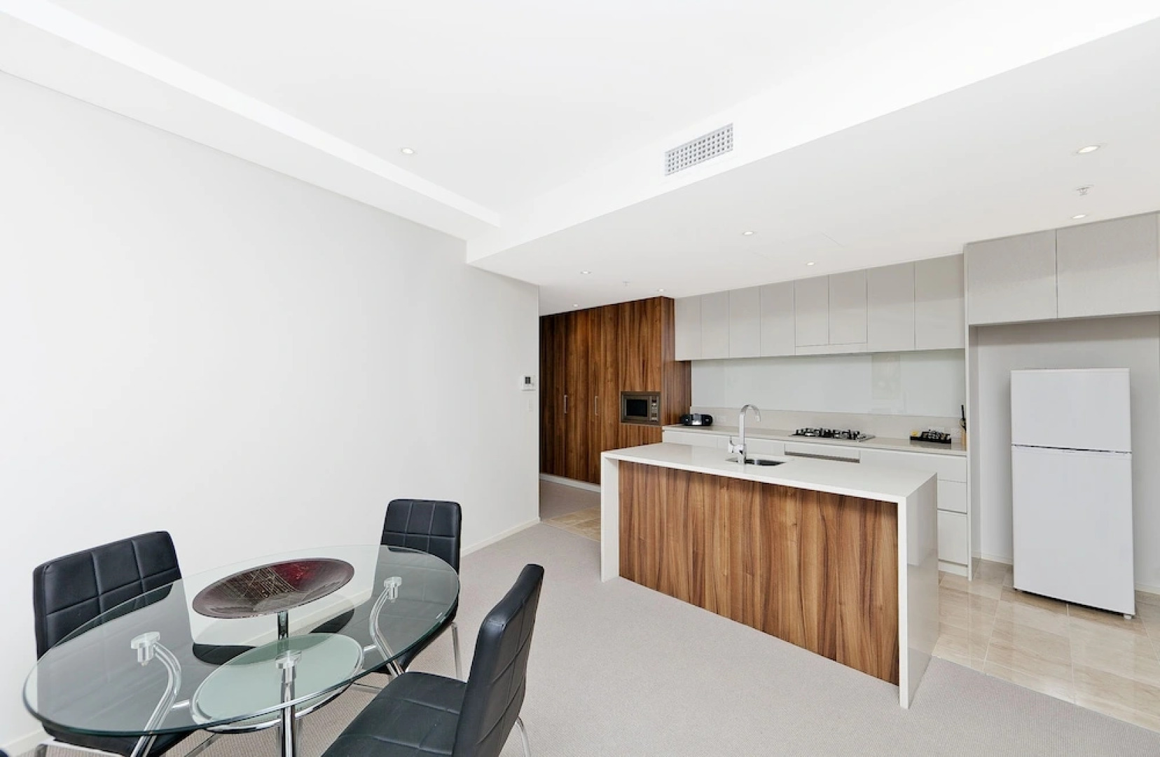 Astra Apartments Manhattan Civic