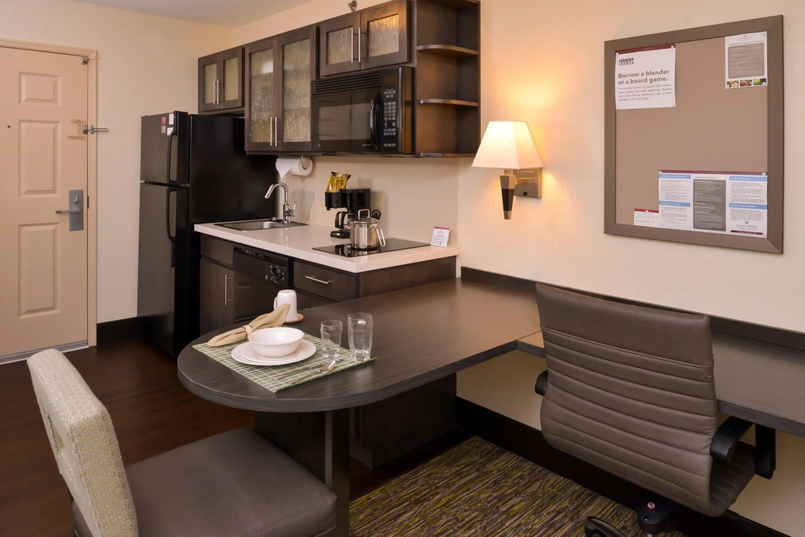 Candlewood Suites Bloomington-Normal