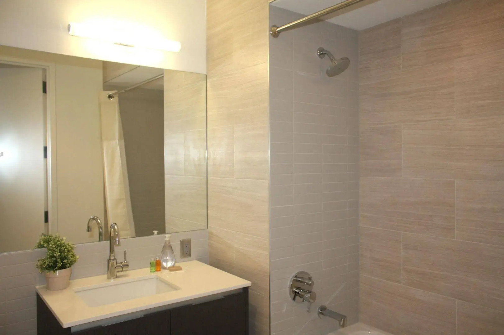 Dharma Home Suites JC at the Arts District