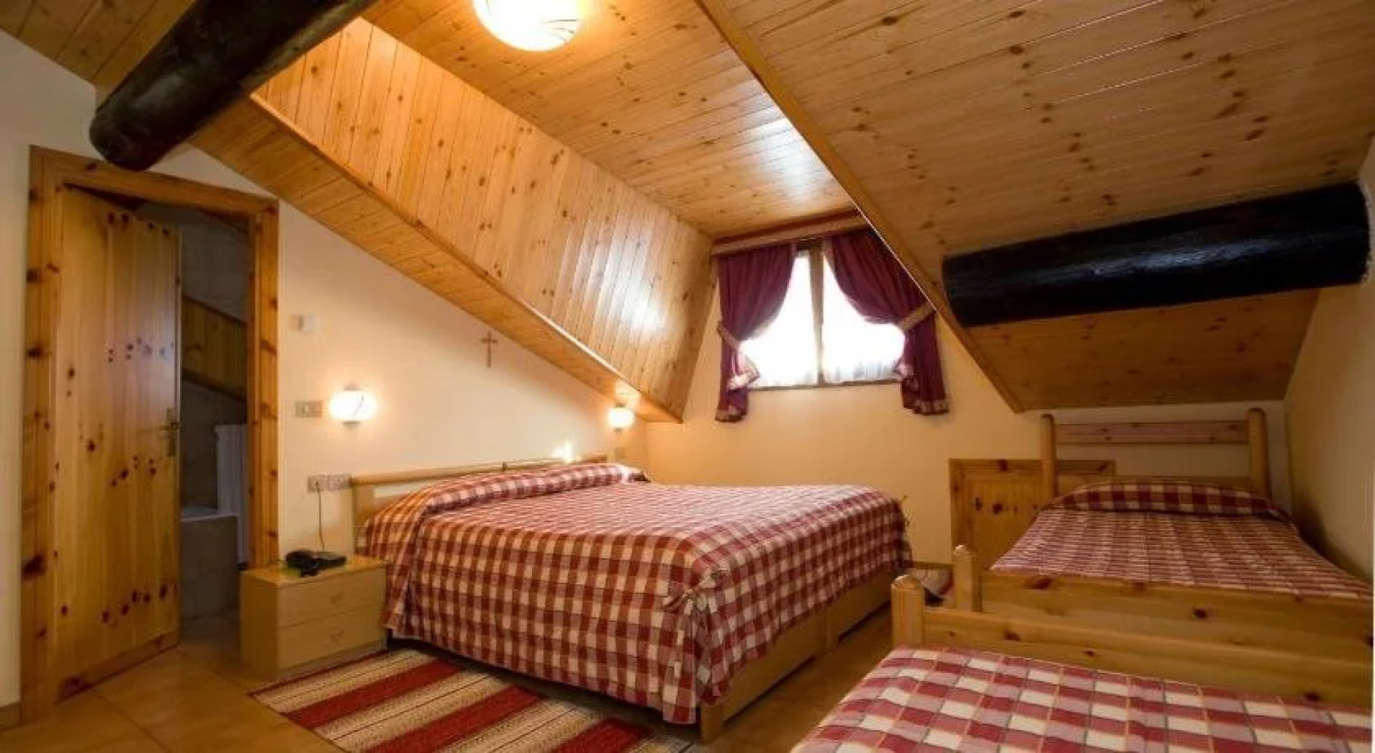 Hotel I Rododendri