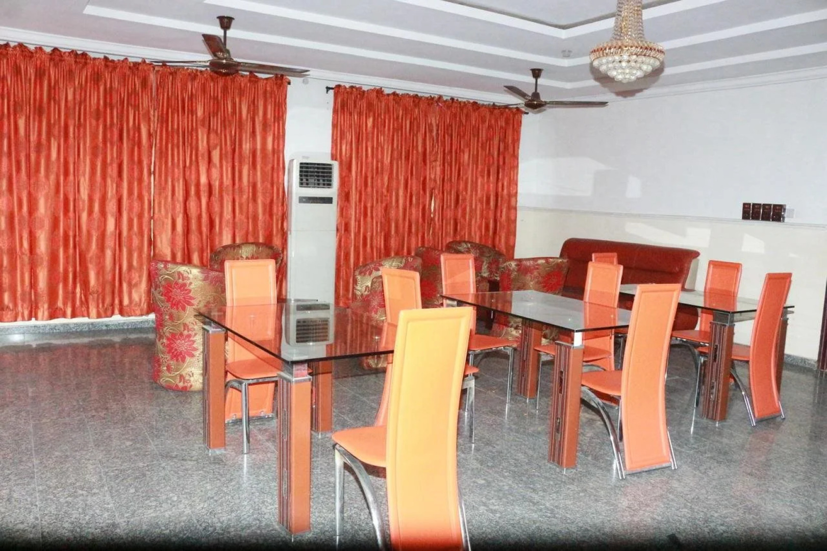 L & L Executive Hotels and Suites