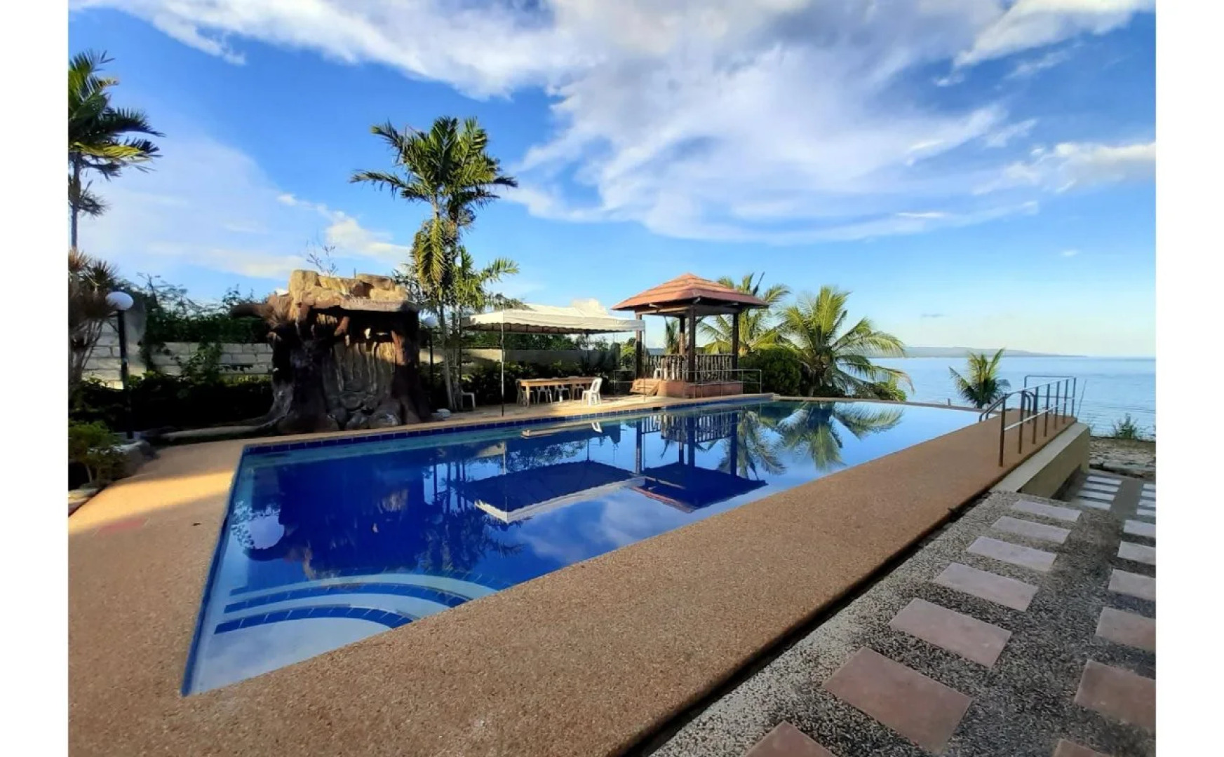 La Veranda Beach Resort