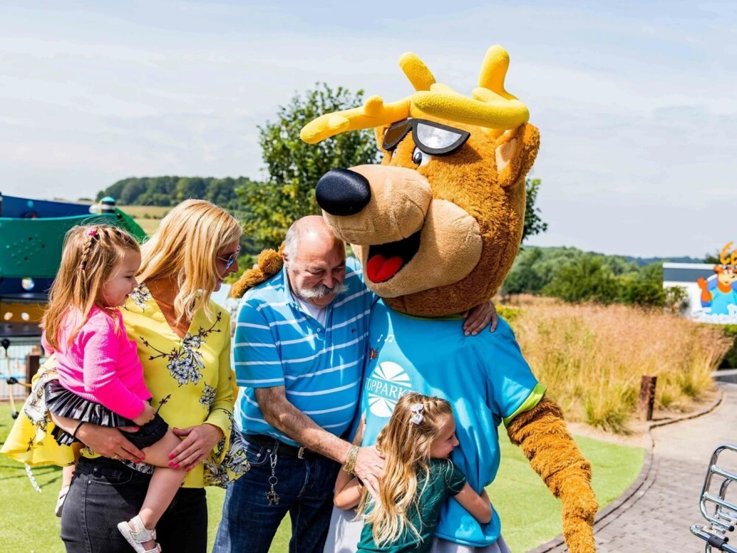 Luxurious Chalet with Outdoor Sauna, 5 Km. From Valkenburg