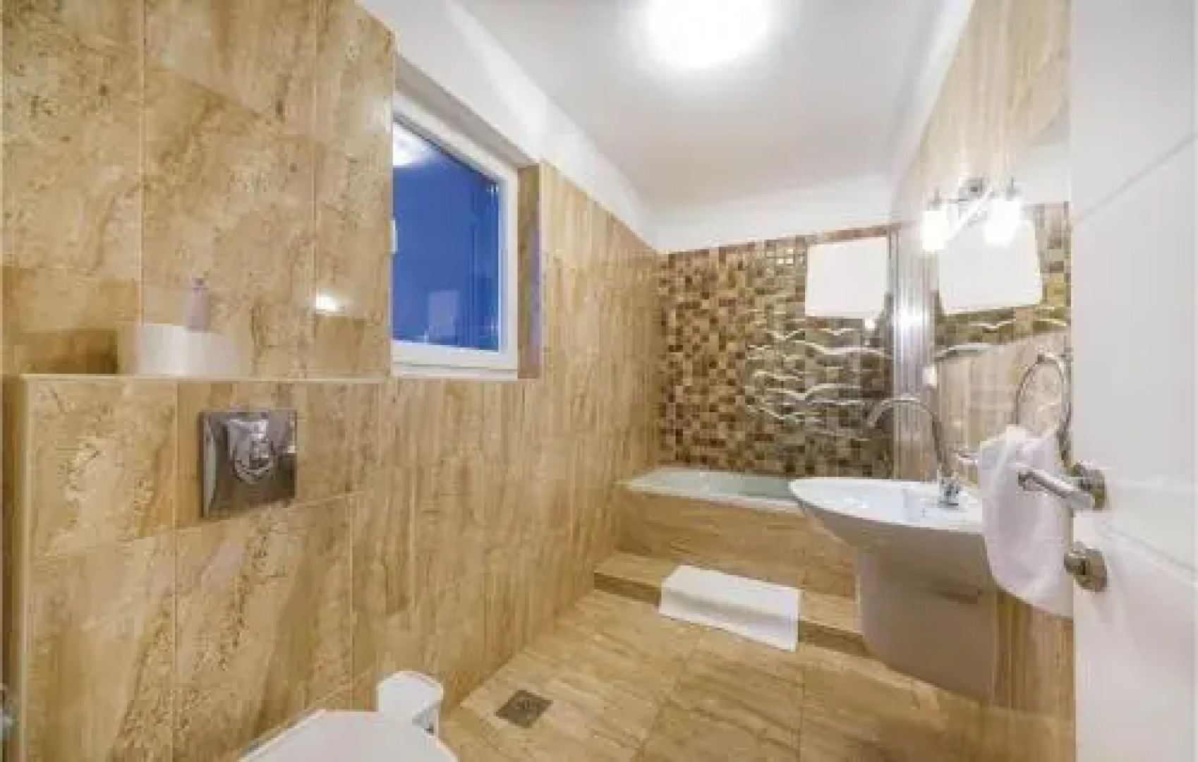 Holiday home Novalja QR-1783