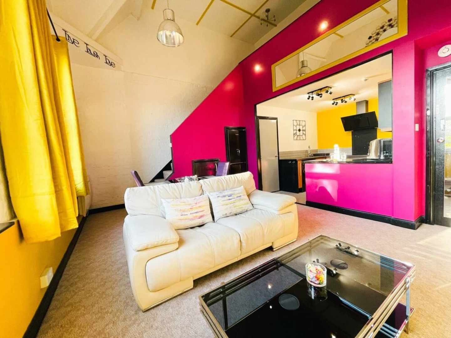 PHOENIX Executive Apart-Hotel