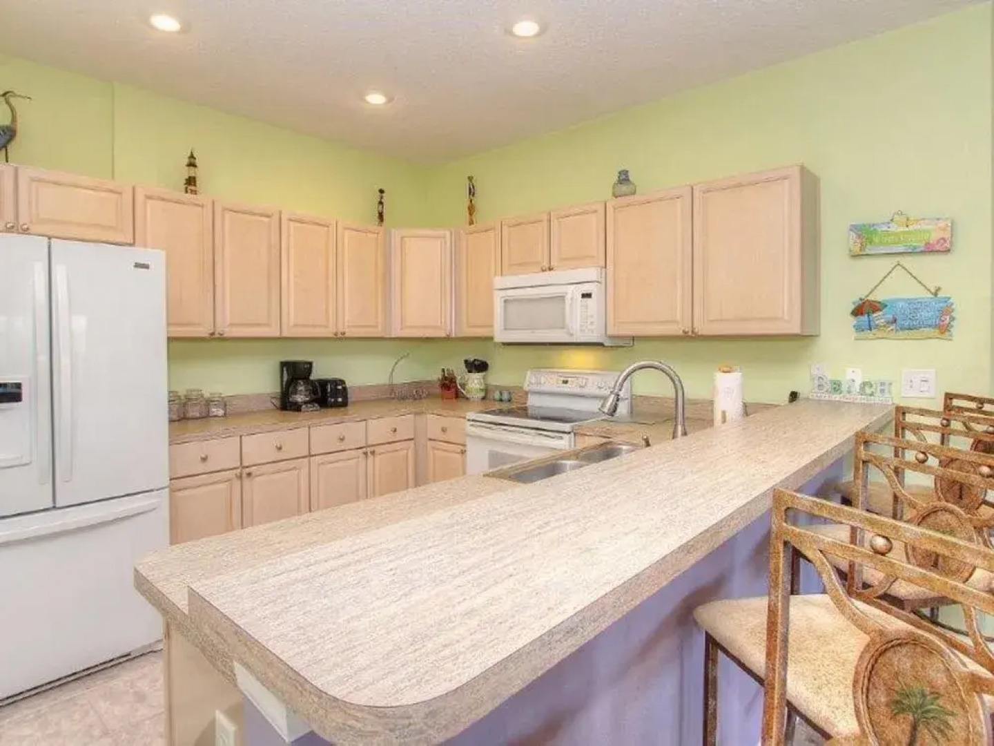 Mariner's Pointe 202 2 Br Cabin by RedAwning