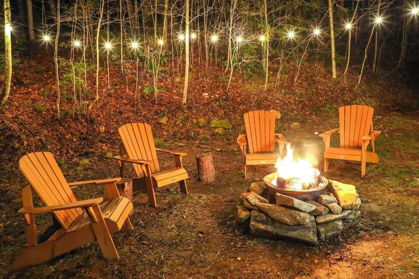 Tree-lined Cabin w/ Hot Tub & Deck in Bryson City