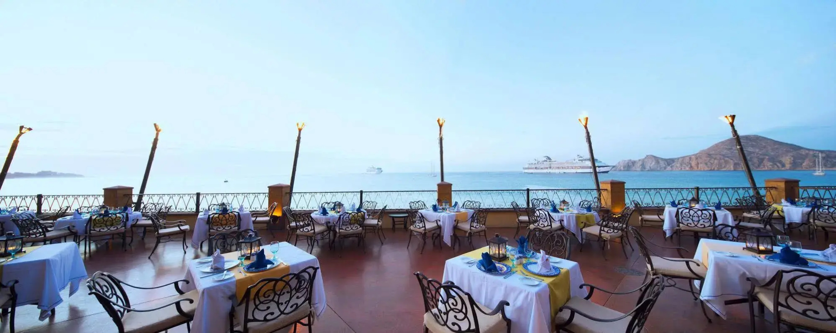 Villa del Arco Residences