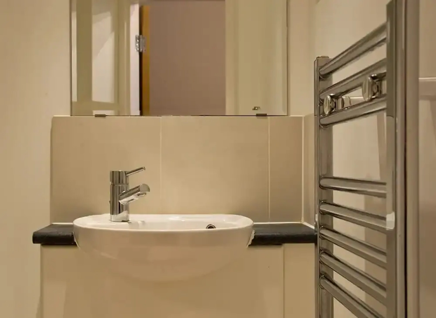 Icon Becket Apartment