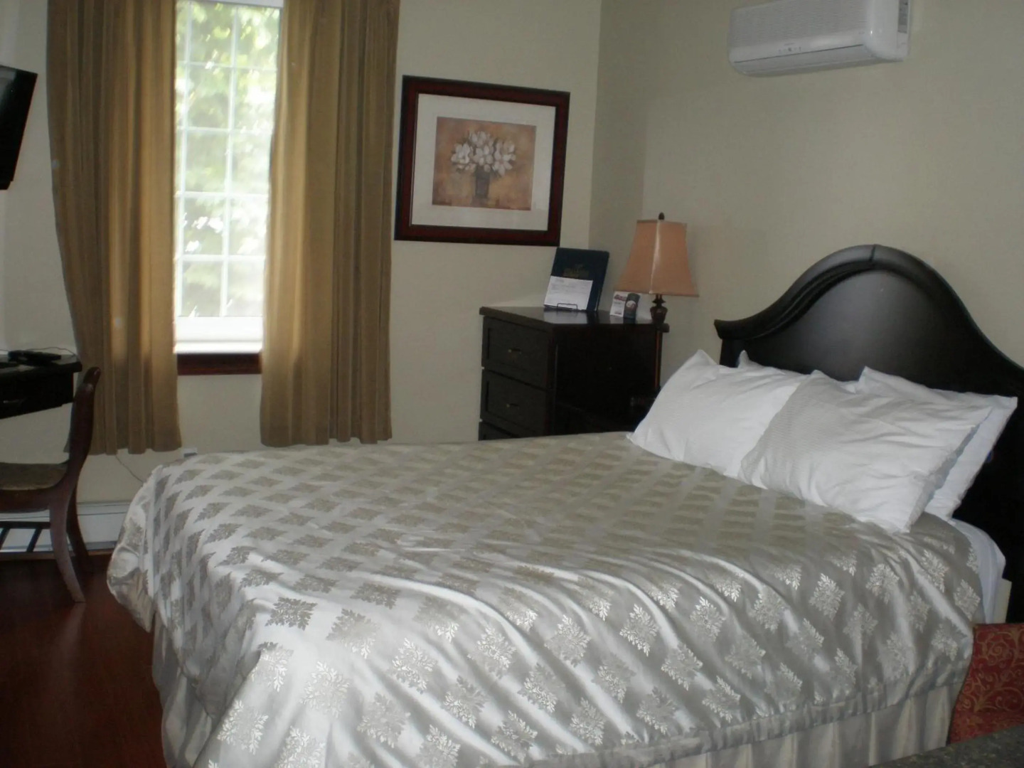 Spanish Bay Inn, CANADA