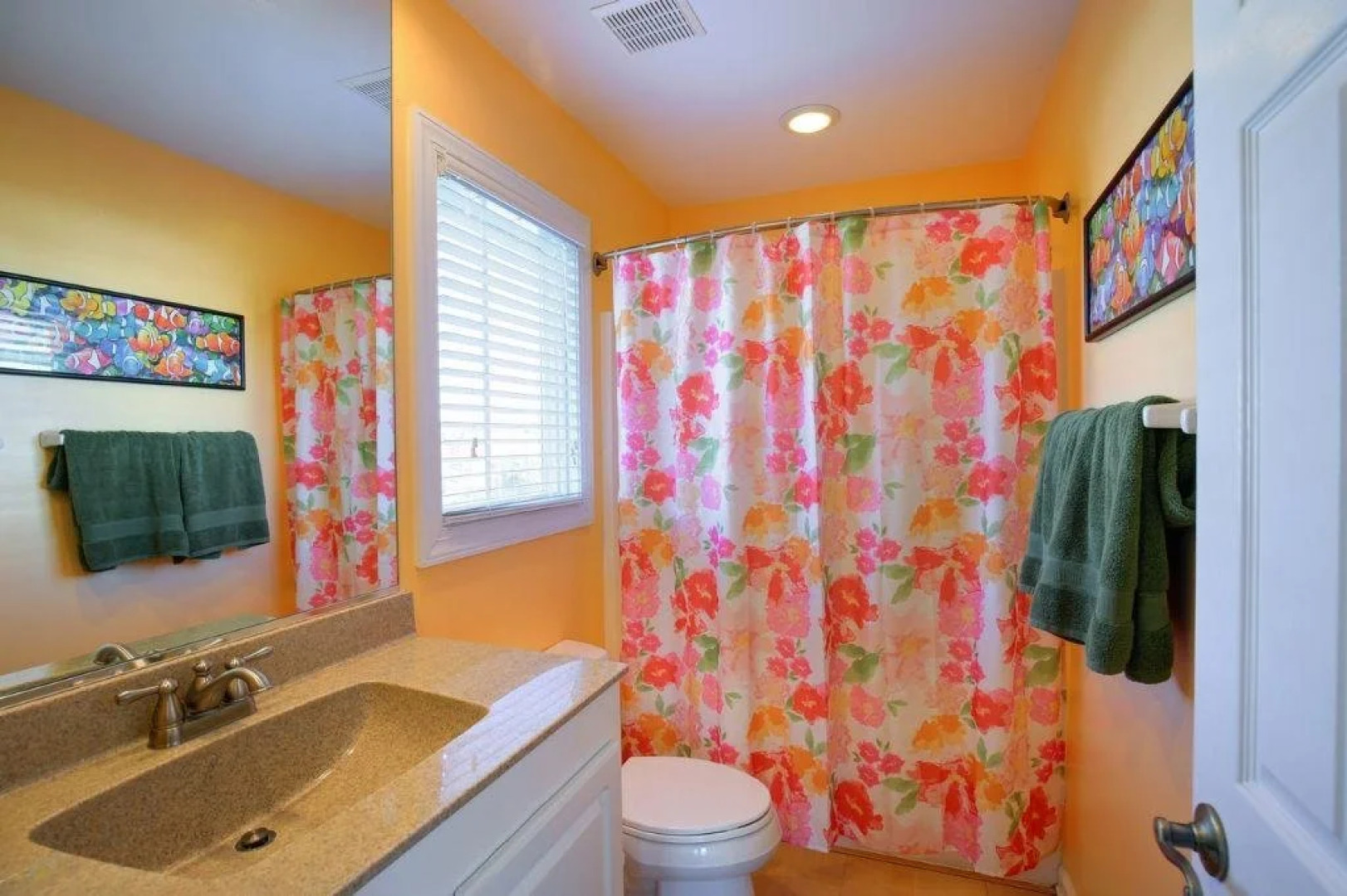 Stone's Throw - 5 Br Home