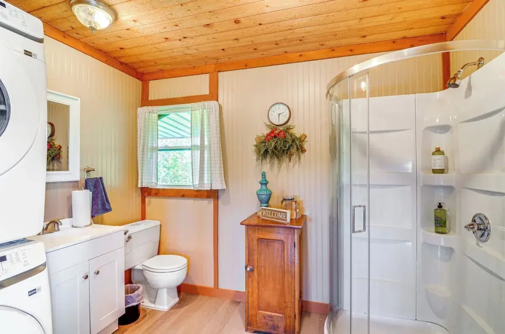 4 Mi to Cumberland River: Cabin w/ Deck & Fire Pit