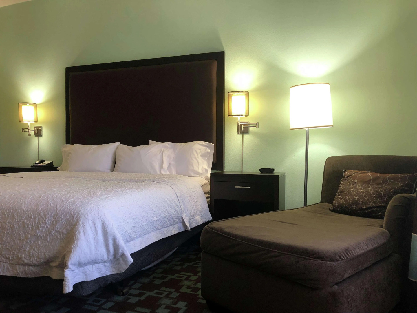 Hampton Inn & Suites Nashville @ Opryland
