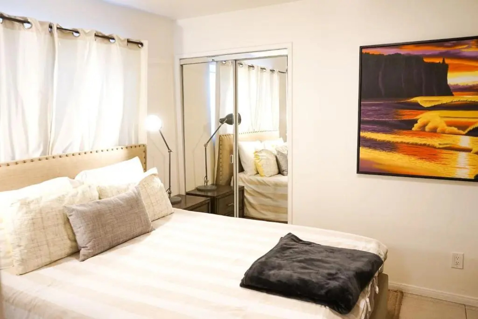 Newport Beach House (2 blocks from the Sand)