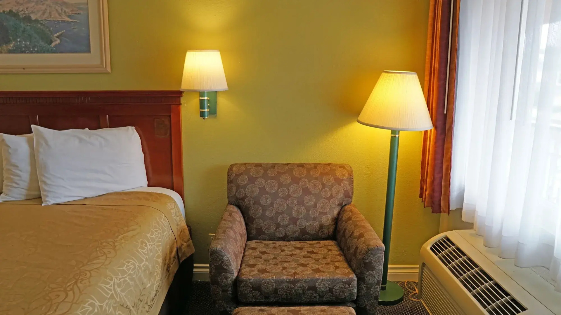 Redondo Inn and Suites