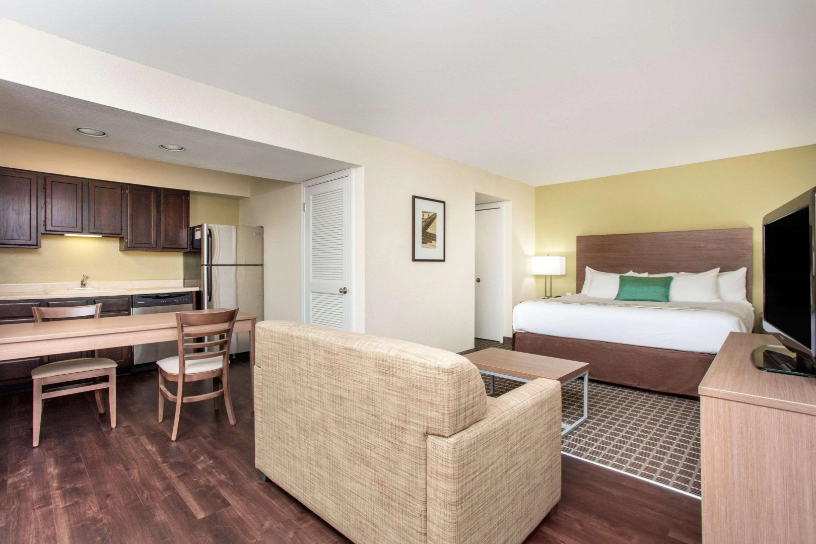 WaterWalk Extended Stay by Wyndham Atlanta Perimeter