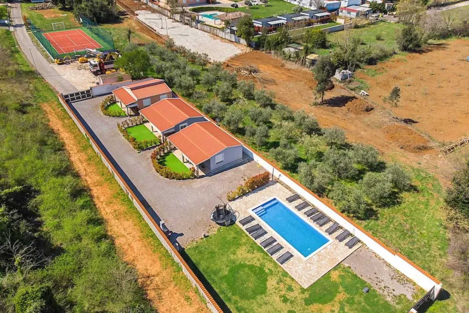 Pool Apartment Suzi 1