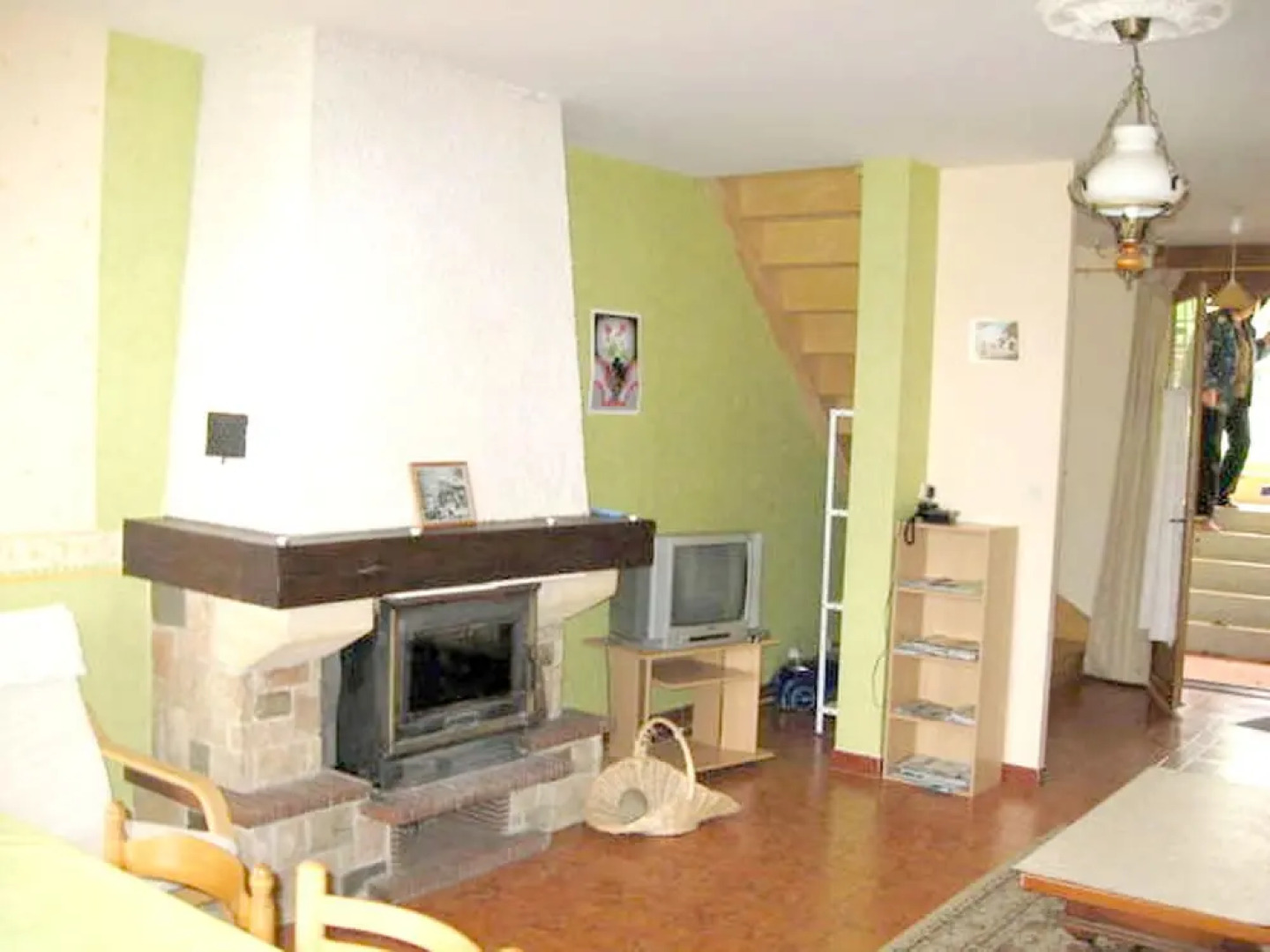 House With 2 Bedrooms in Saint-laurent-la-roche, With Enclosed Garden