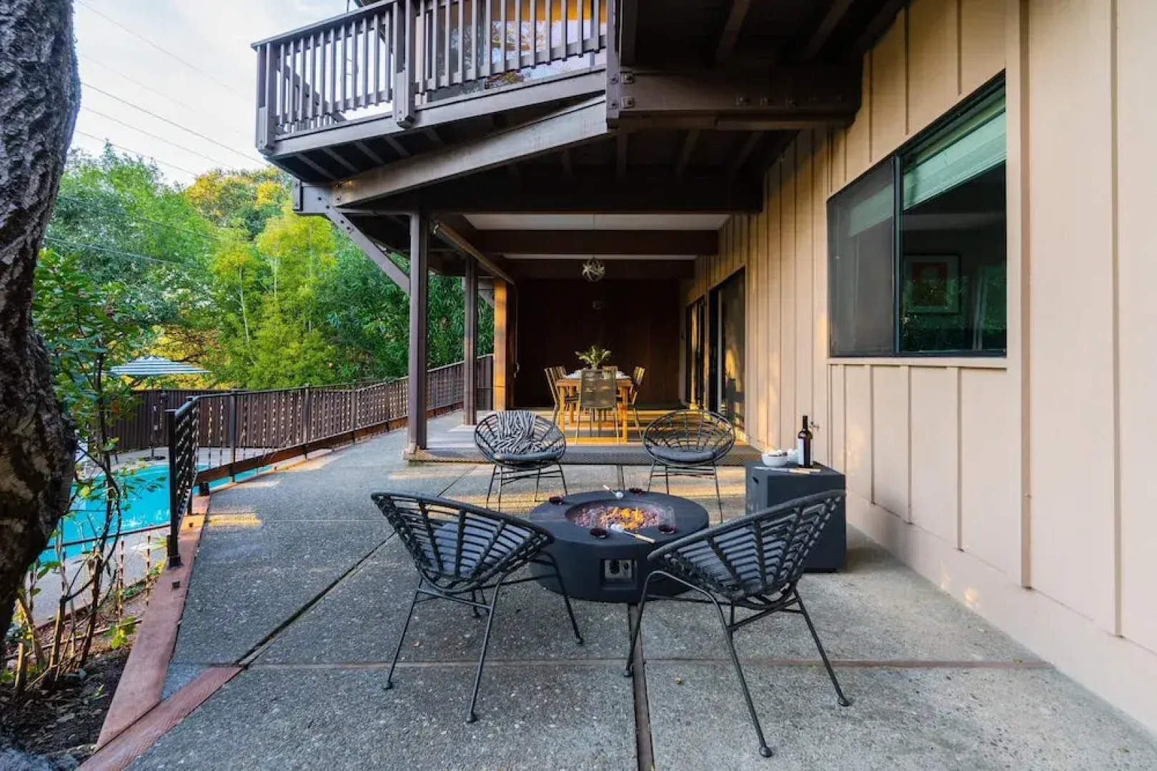 Rivendell - Spacious Home w Pool Arcade Games & Expansive Patio Santa Rosa