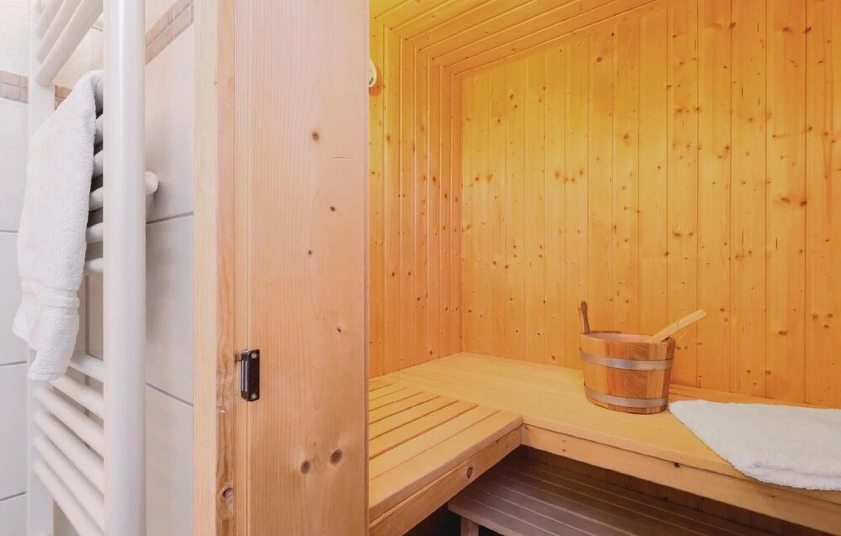 Amazing Apartment in Rechlin With 3 Bedrooms, Sauna and Wifi