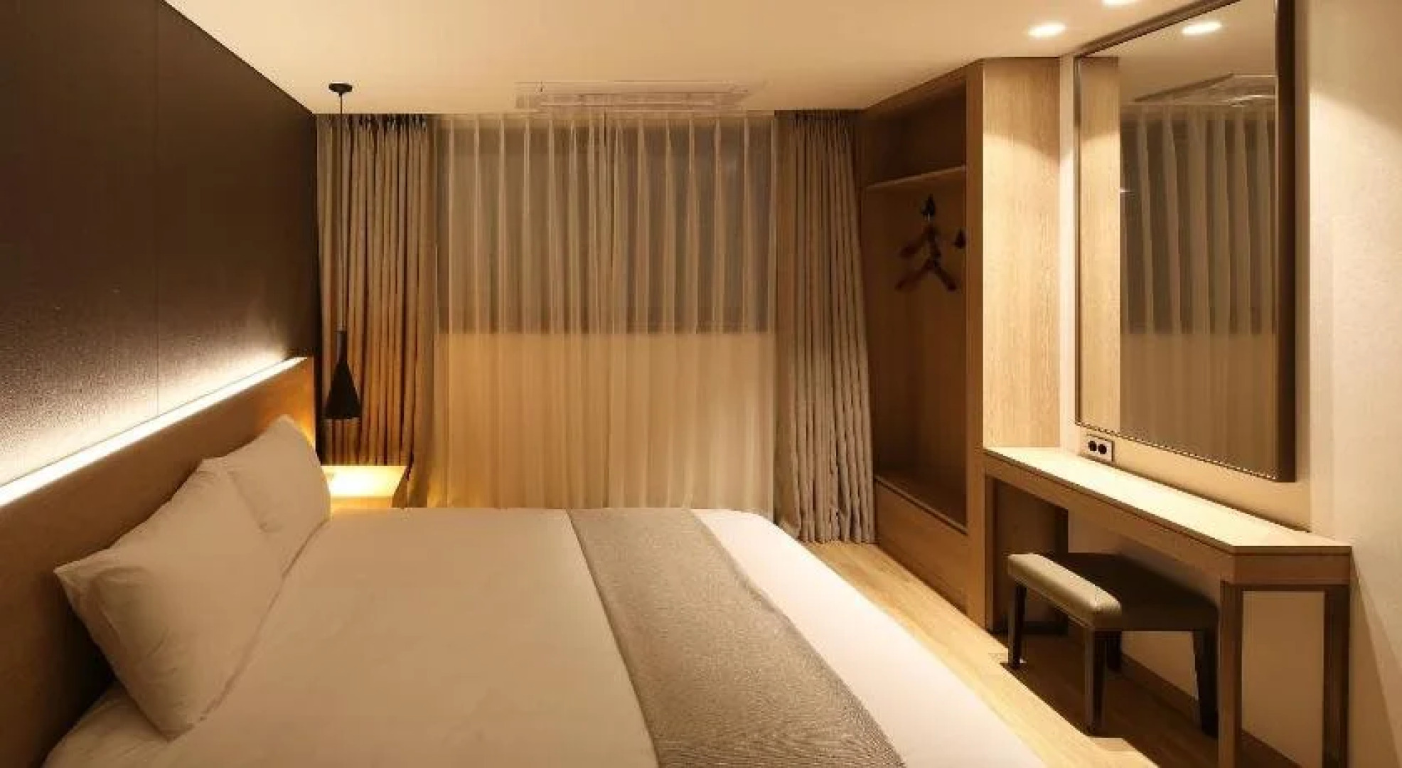 Dukgu Hot Spring Hotel