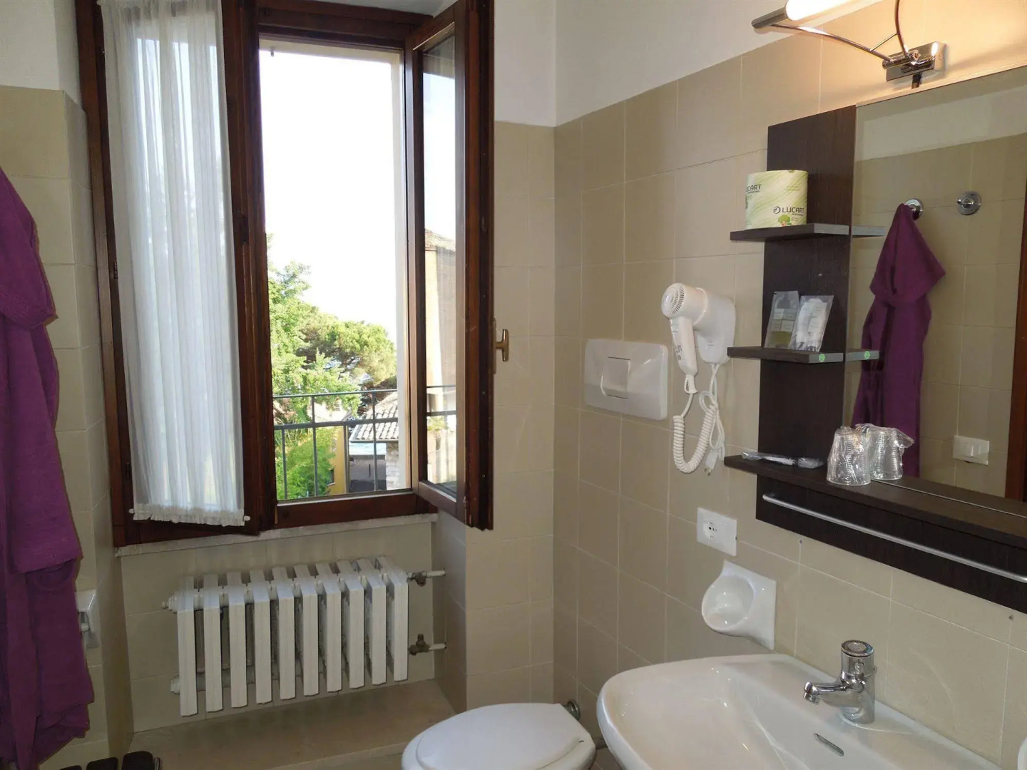 Bike Hotel Touring Gardone Riviera & Wellness