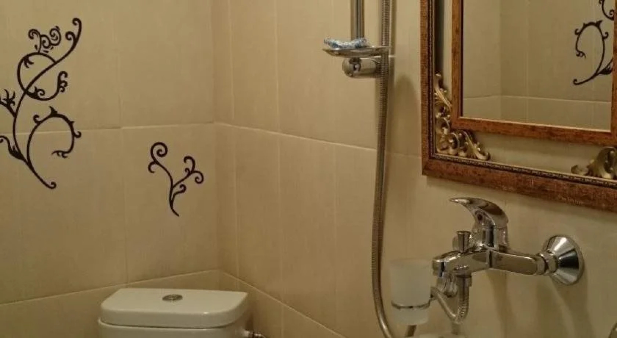 Residence Art Guest Room