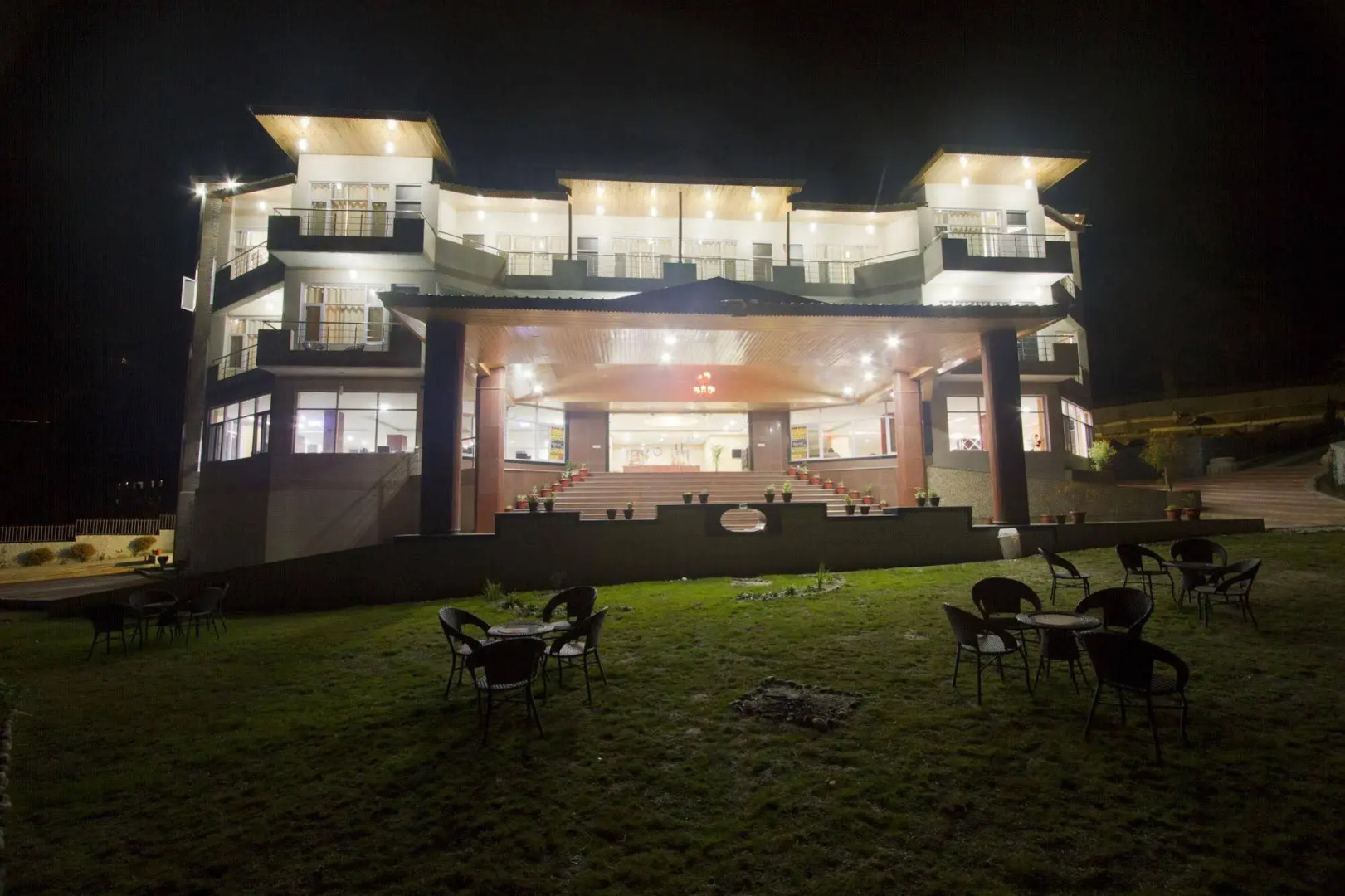 Snow Touch Resort (Shri Nath Group)