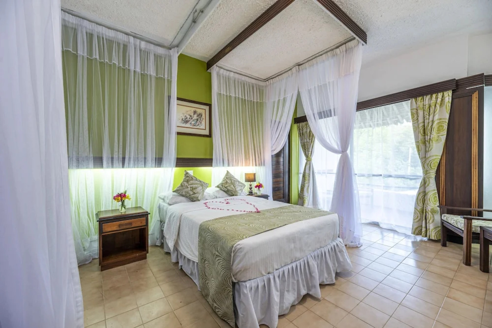 Alliance Safari Beach