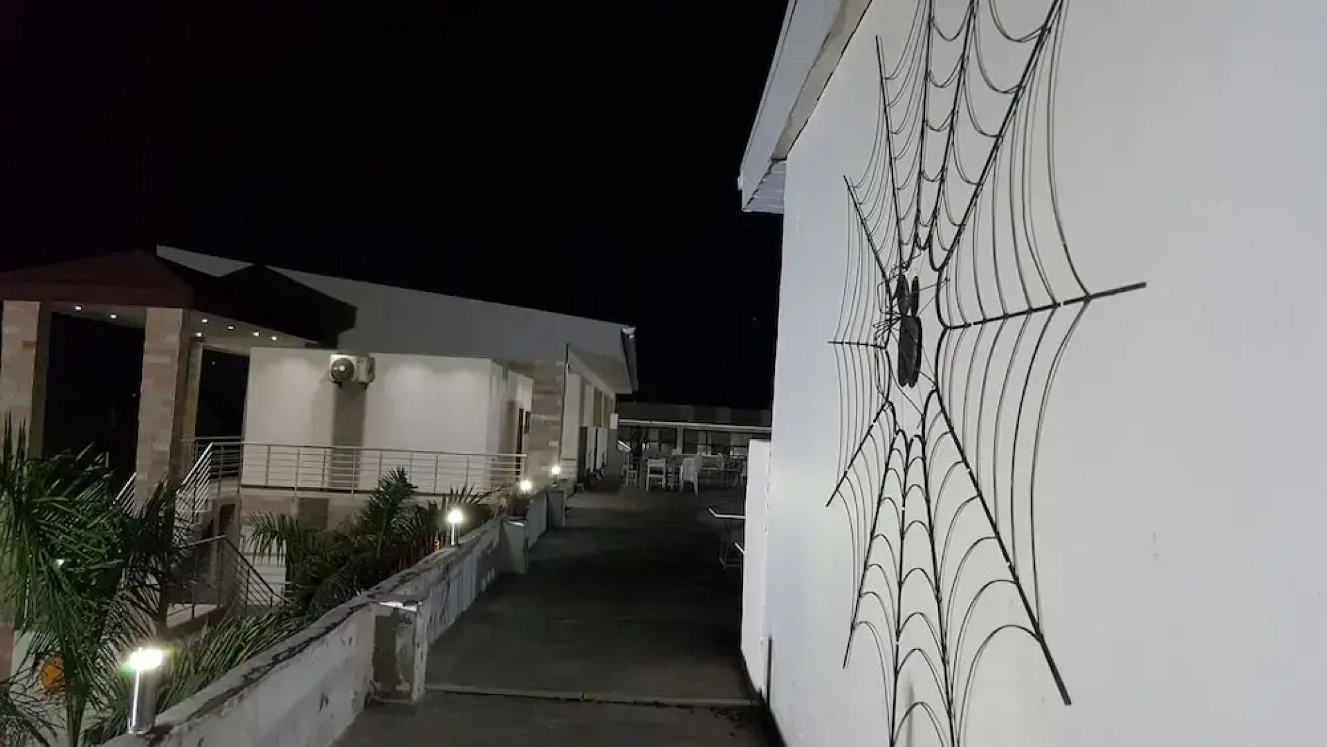 Cross Roads Lodge Kitwe