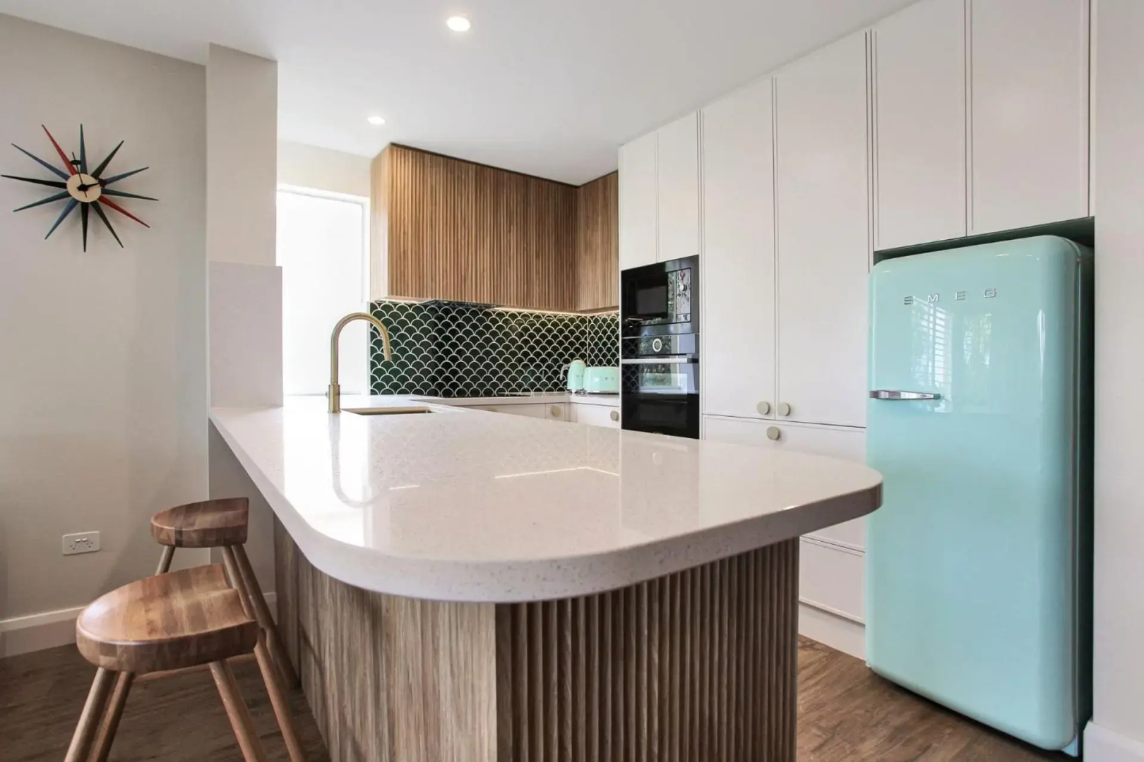 Aquarius Apartment 9