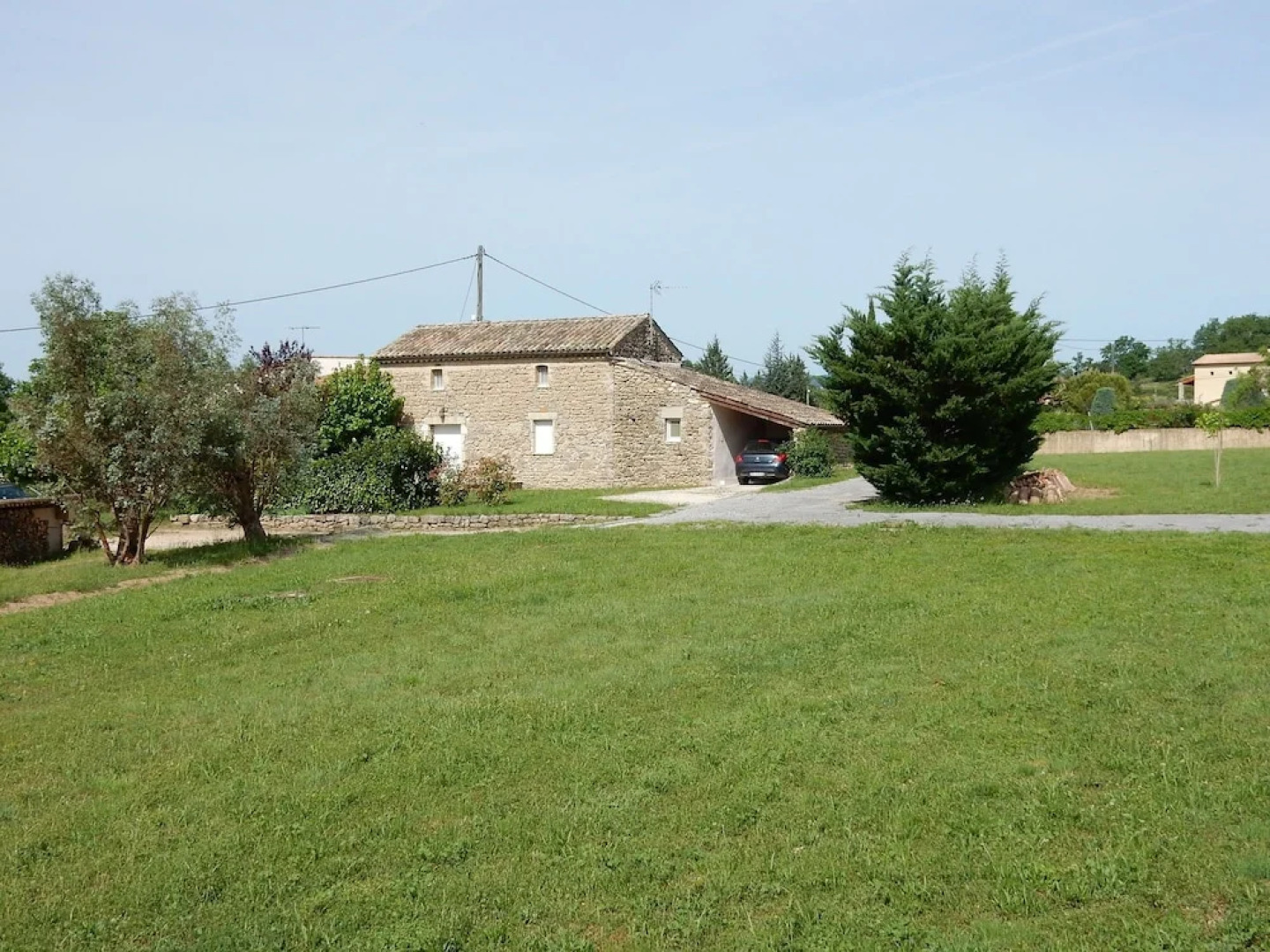 Cozy Holiday Home in Uzer with Swimming Pool