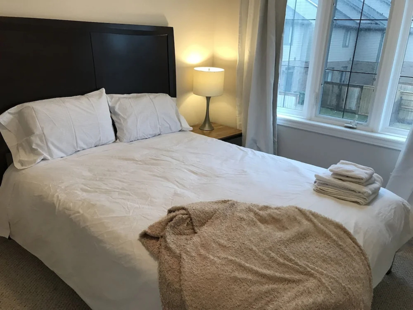 Exceptional Townhouse at Lake Ontario