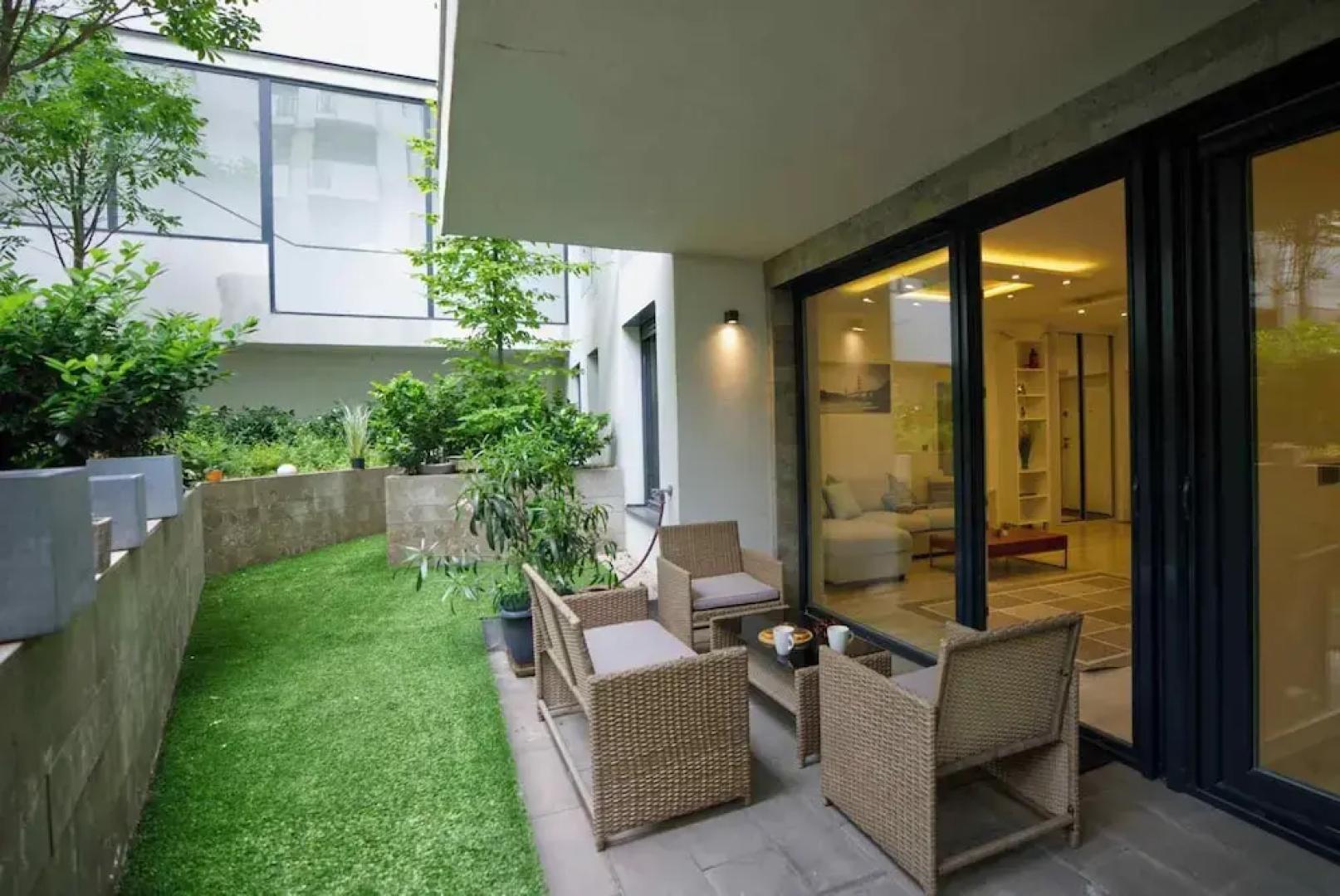 Elisabeth Downtown Apartments by FirstHost