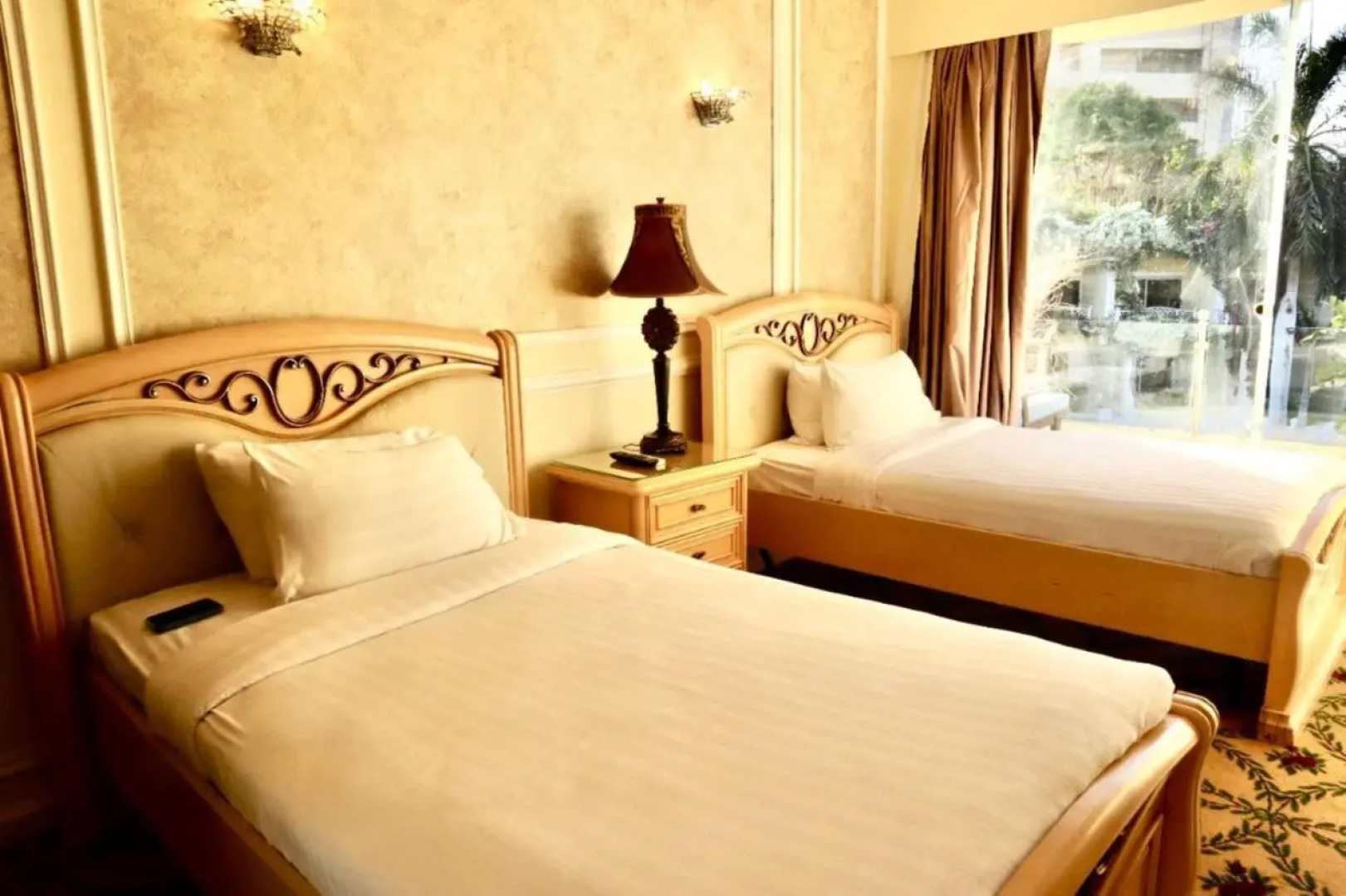 Paradise Inn Beach Resort