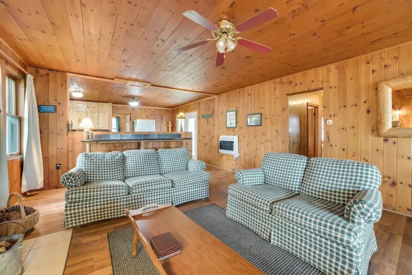 Steps to Lake: Cedarville Cabin w/ Community Perks