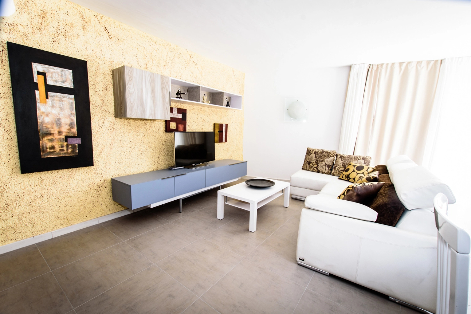 Sol Mogan Suites