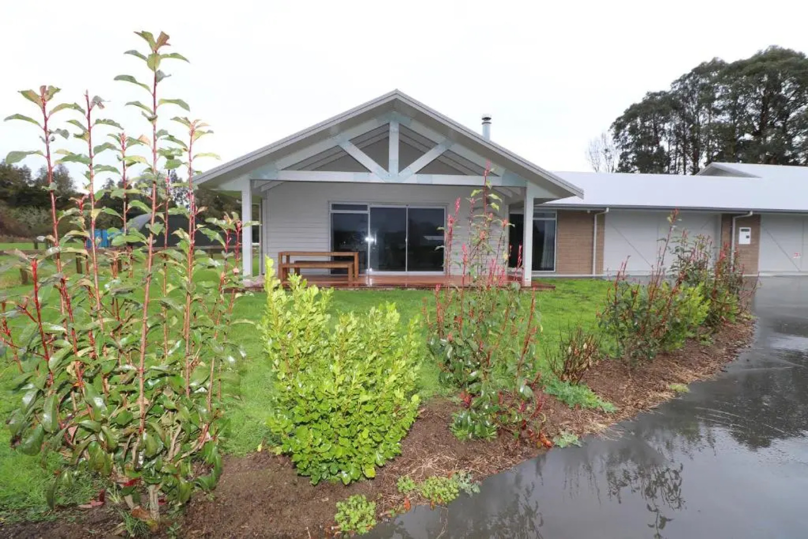 Country Living on Raynes Road