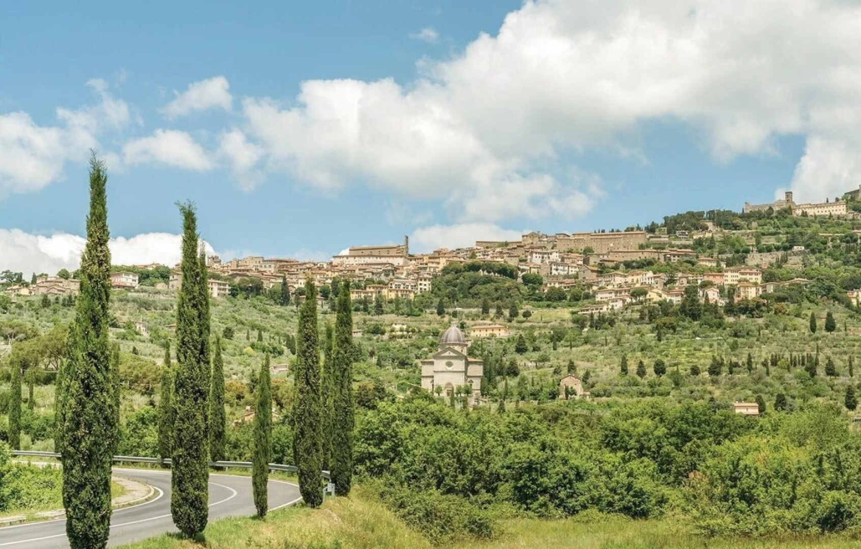 Nice Apartment in Cortona AR With 1 Bedrooms, Wifi and Outdoor Swimming Pool