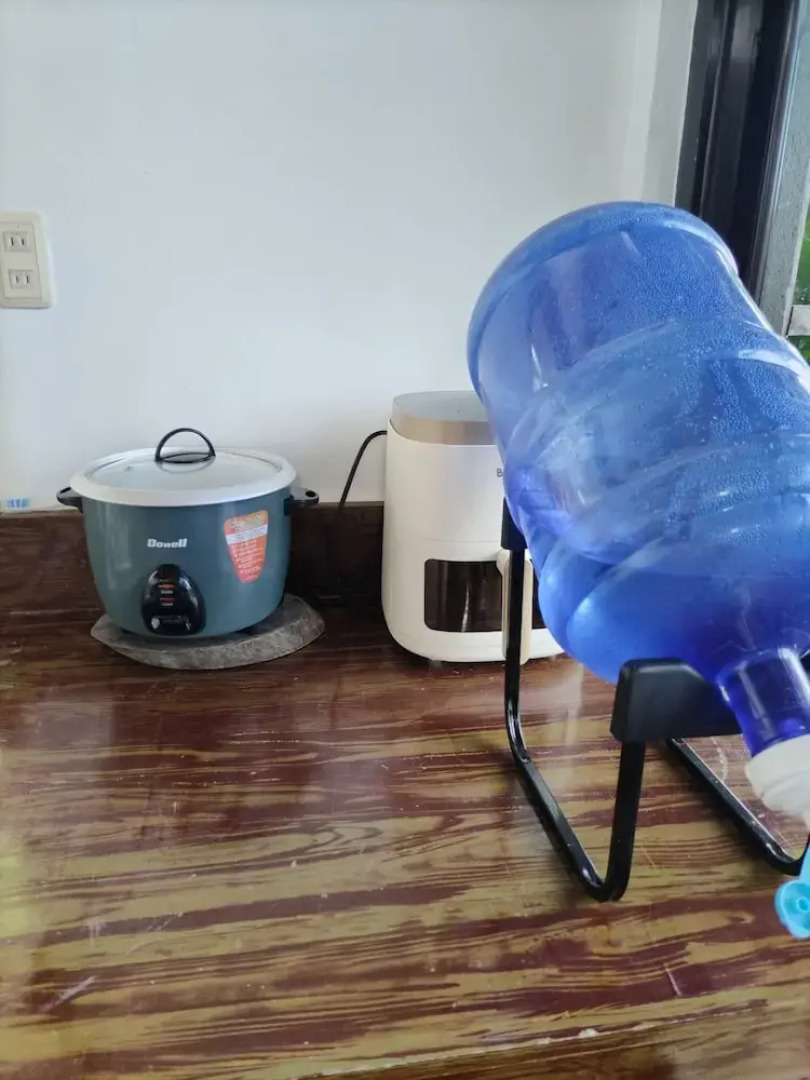 Siquijor Overlooking House 100 Meters Before Cambugahay Falls