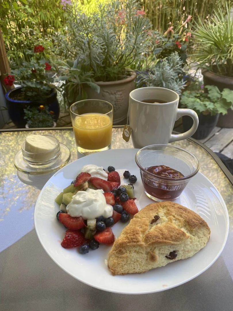 Salt Spring Carriage House B&B