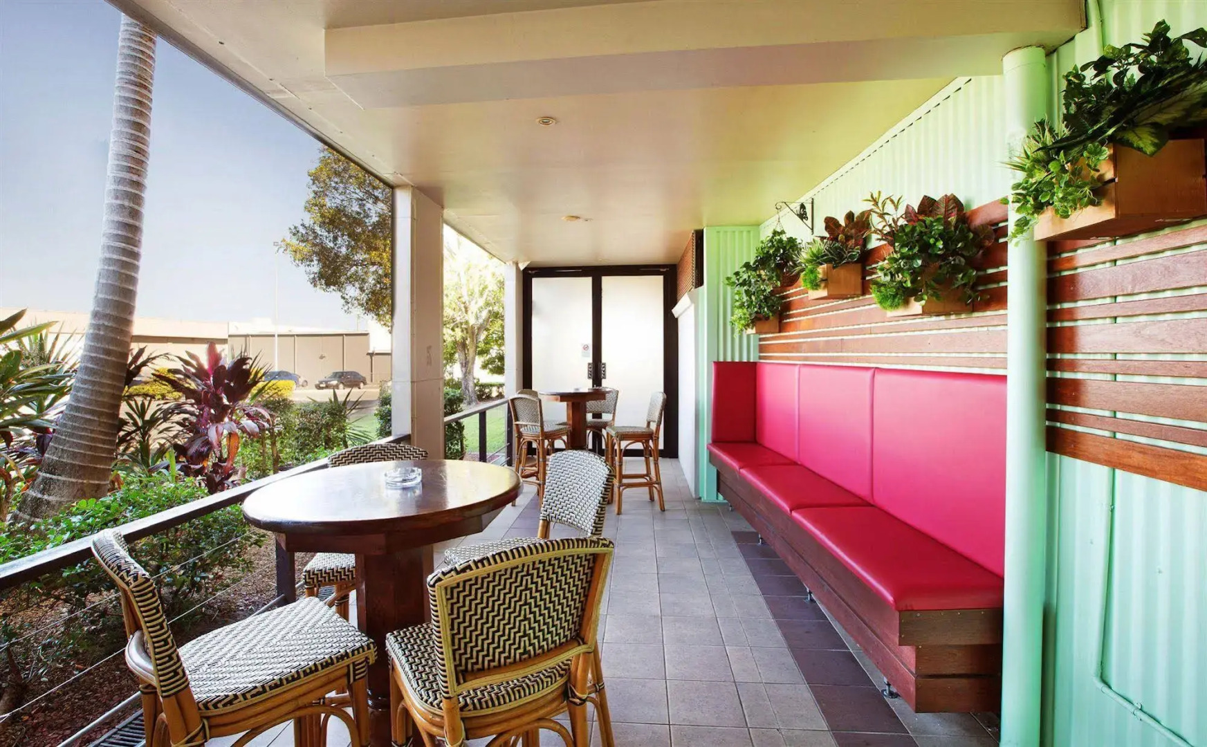 Nightcap at Springwood Hotel