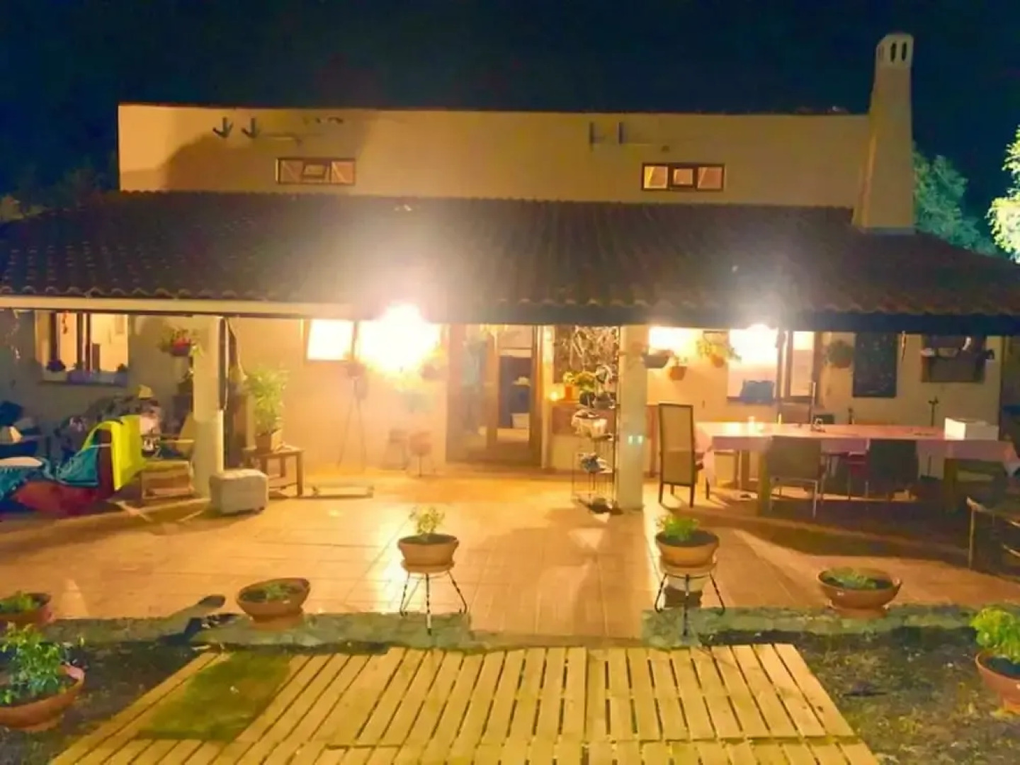 Porches Private Pool Villa 17 Guests