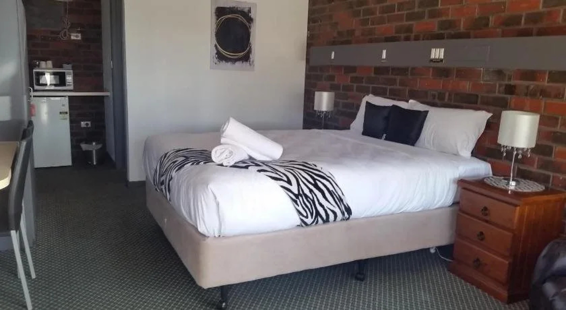 Sanz Motel Wentworth