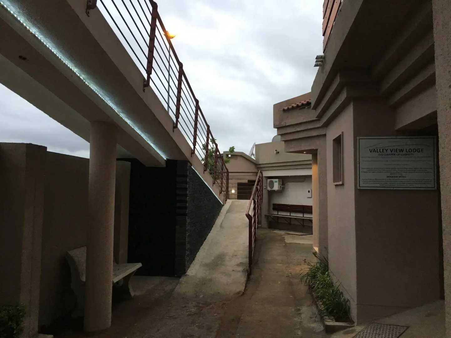 Valley View Lodge