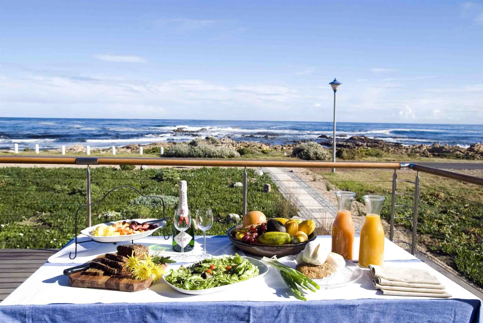 138 Marine Beachfront Guesthouse