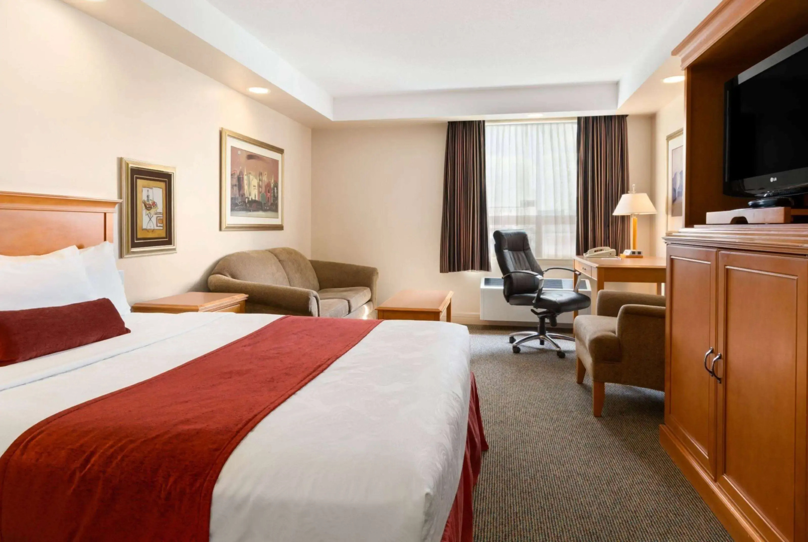 Travelodge by Wyndham Spruce Grove