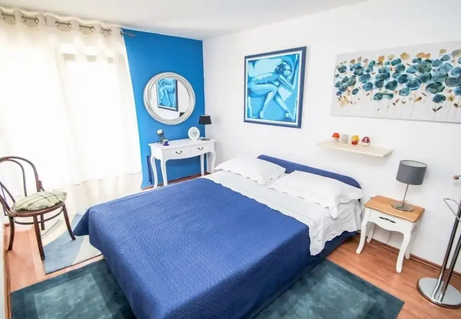 Zeljko - With Nice Garden - H