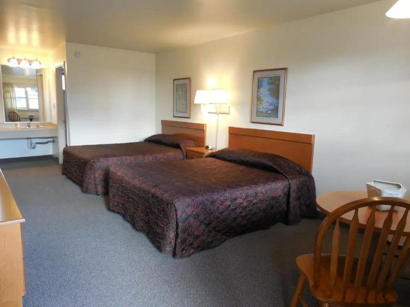 Ludington Pier House